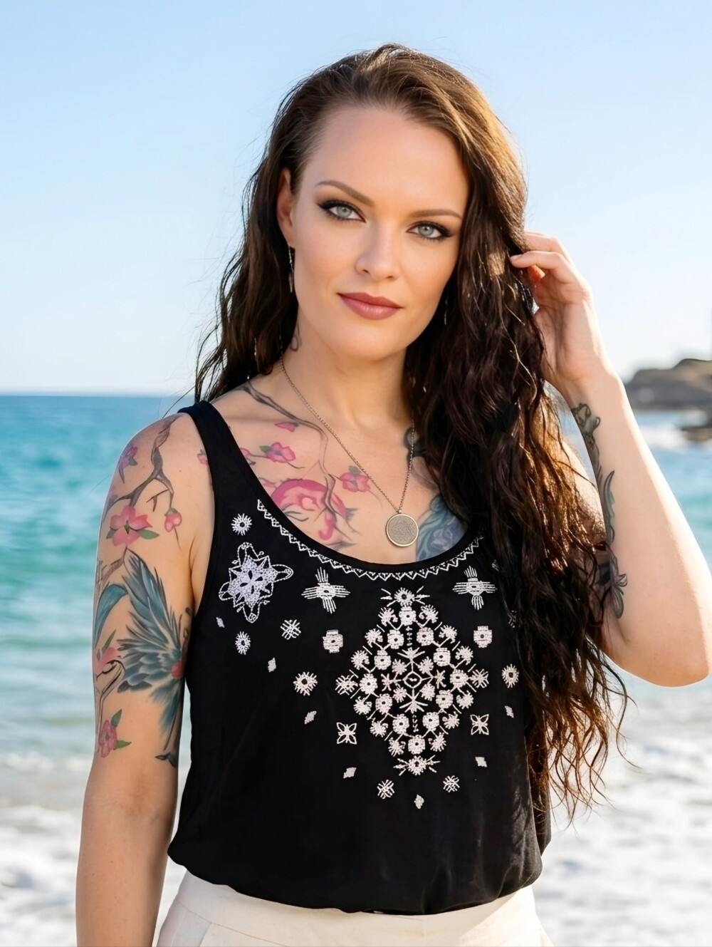 Aeropostale ✦ Black Embroidered Tank Top ✦ Crisscross Back Sleeveless Casual M